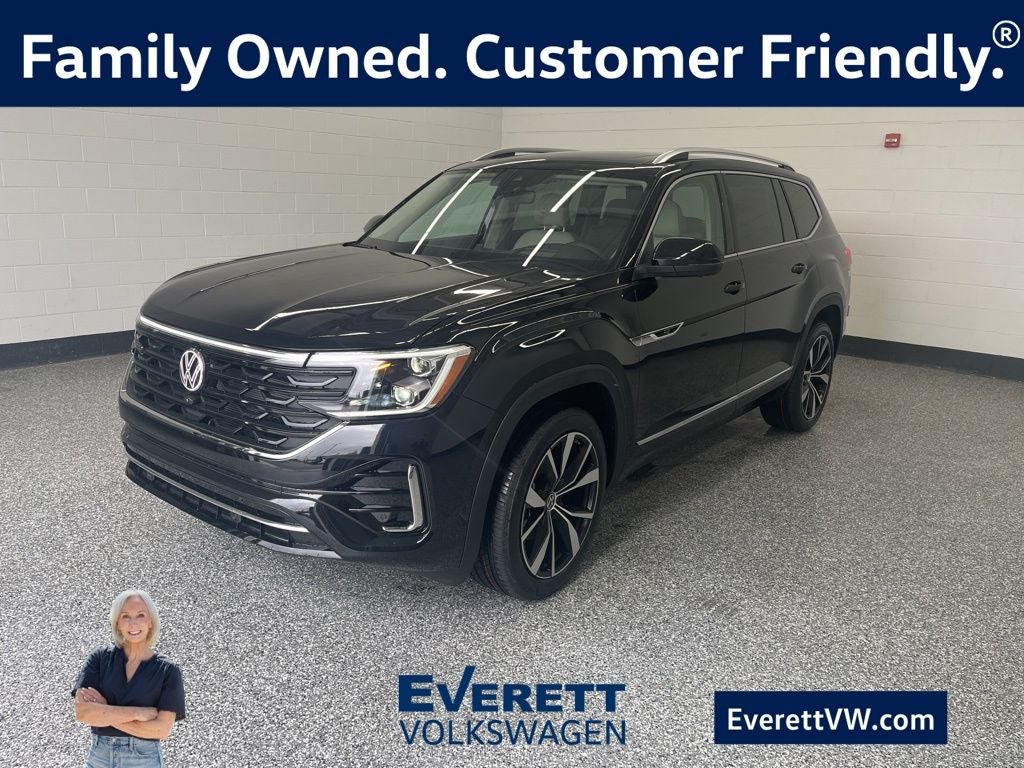 2026 Volkswagen Atlas 2.0T SEL Premium R-Line in Deep Black Pearl — front three-quarter view