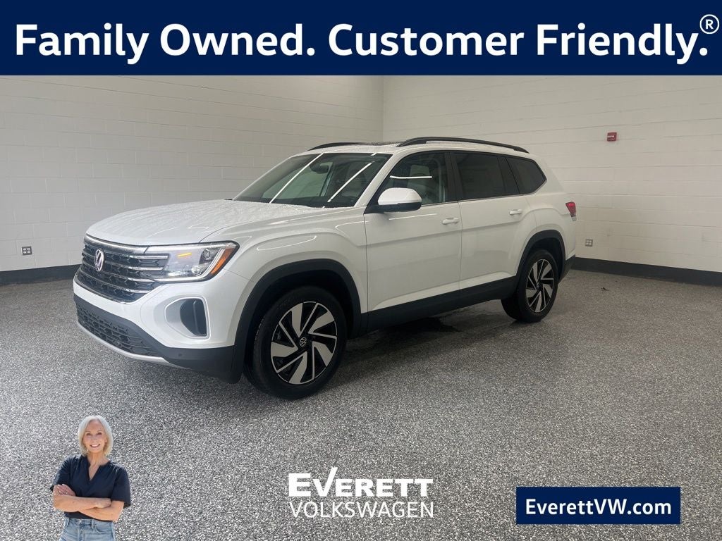 2026 Volkswagen Atlas 2.0T SE w/Technology in Opal White Pearl — front three-quarter view