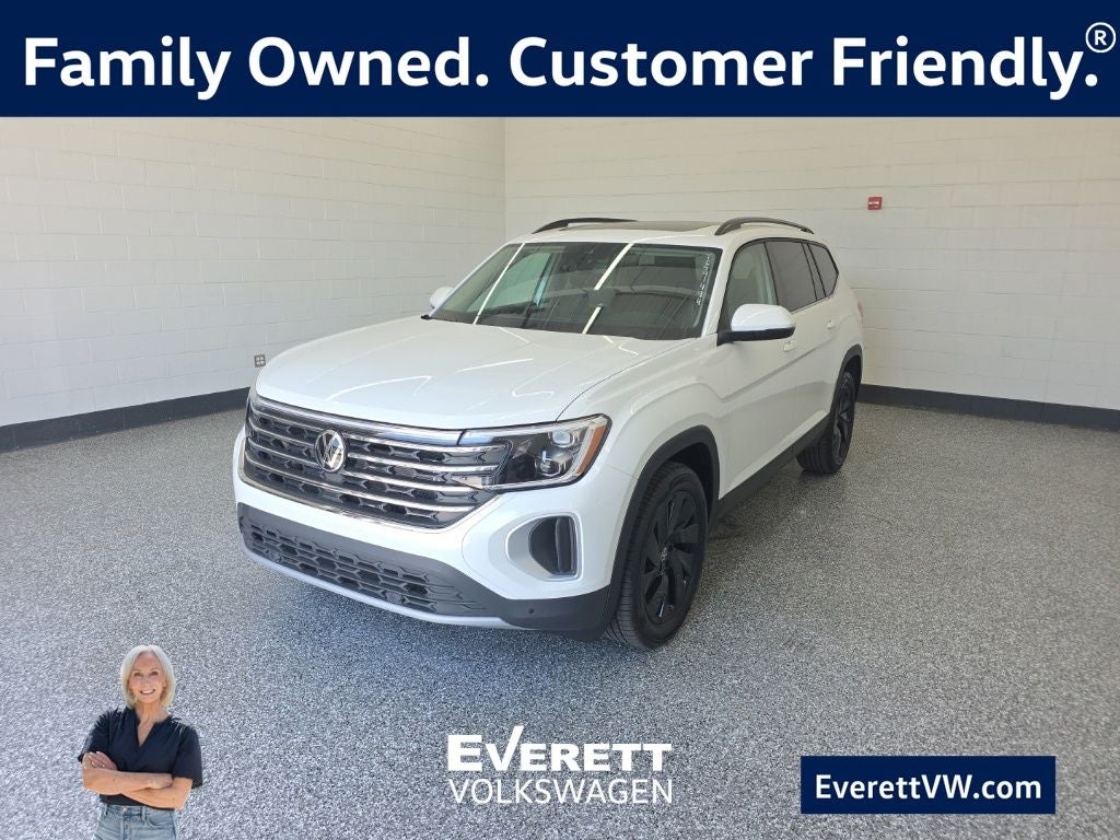 2026 Volkswagen Atlas 2.0T SE w/Technology in Opal White Pearl — front three-quarter view